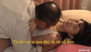 đến nhà bạn học chơi, thanh niên gạ làm tình má kế của bạn vì cô ấy quá trẻ